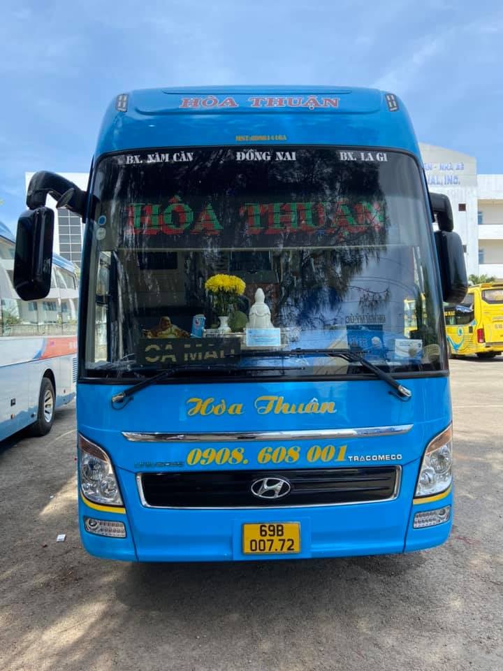 Nhà xe Hòa Thuận