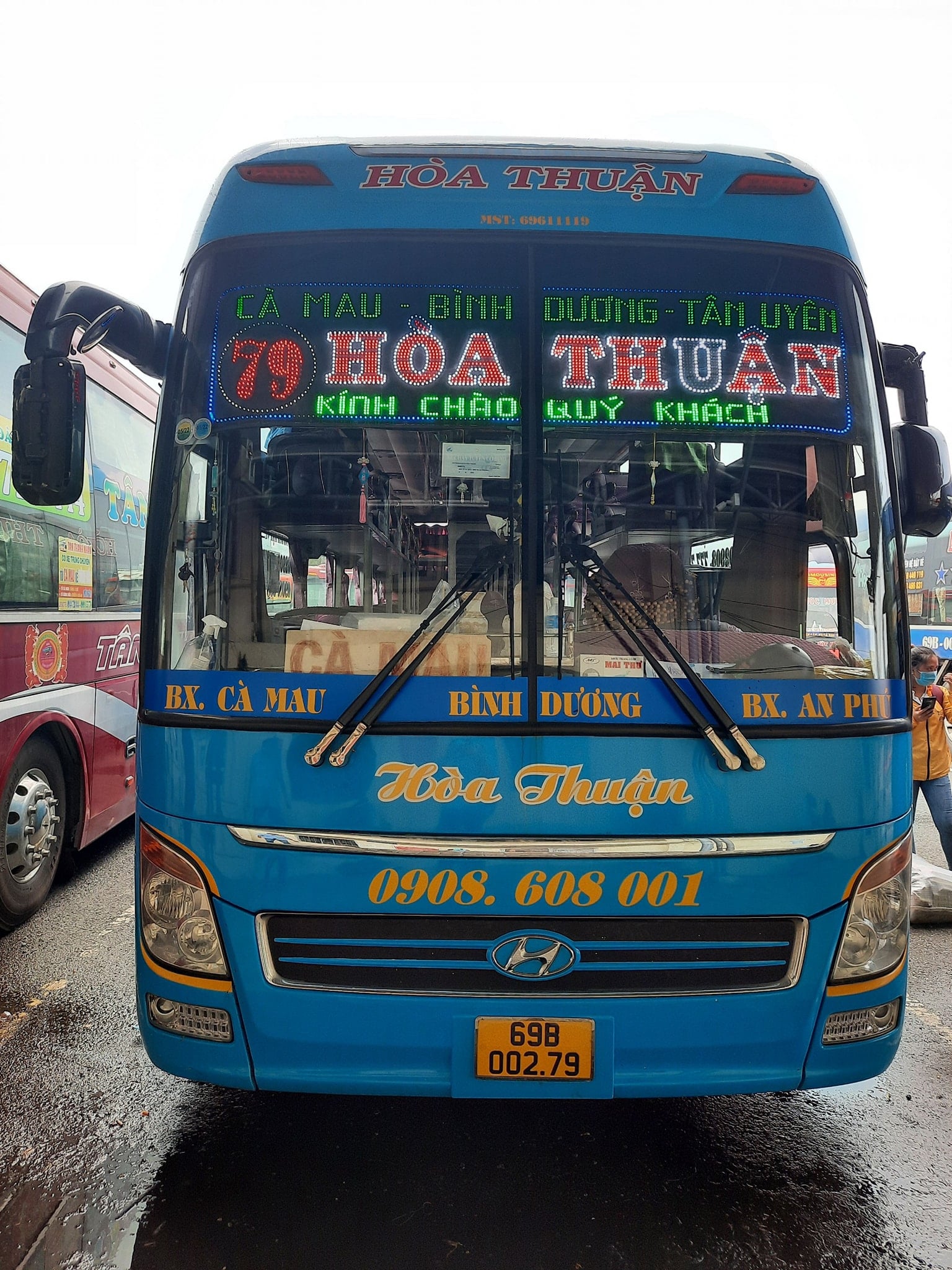 Nhà xe Hòa Thuận