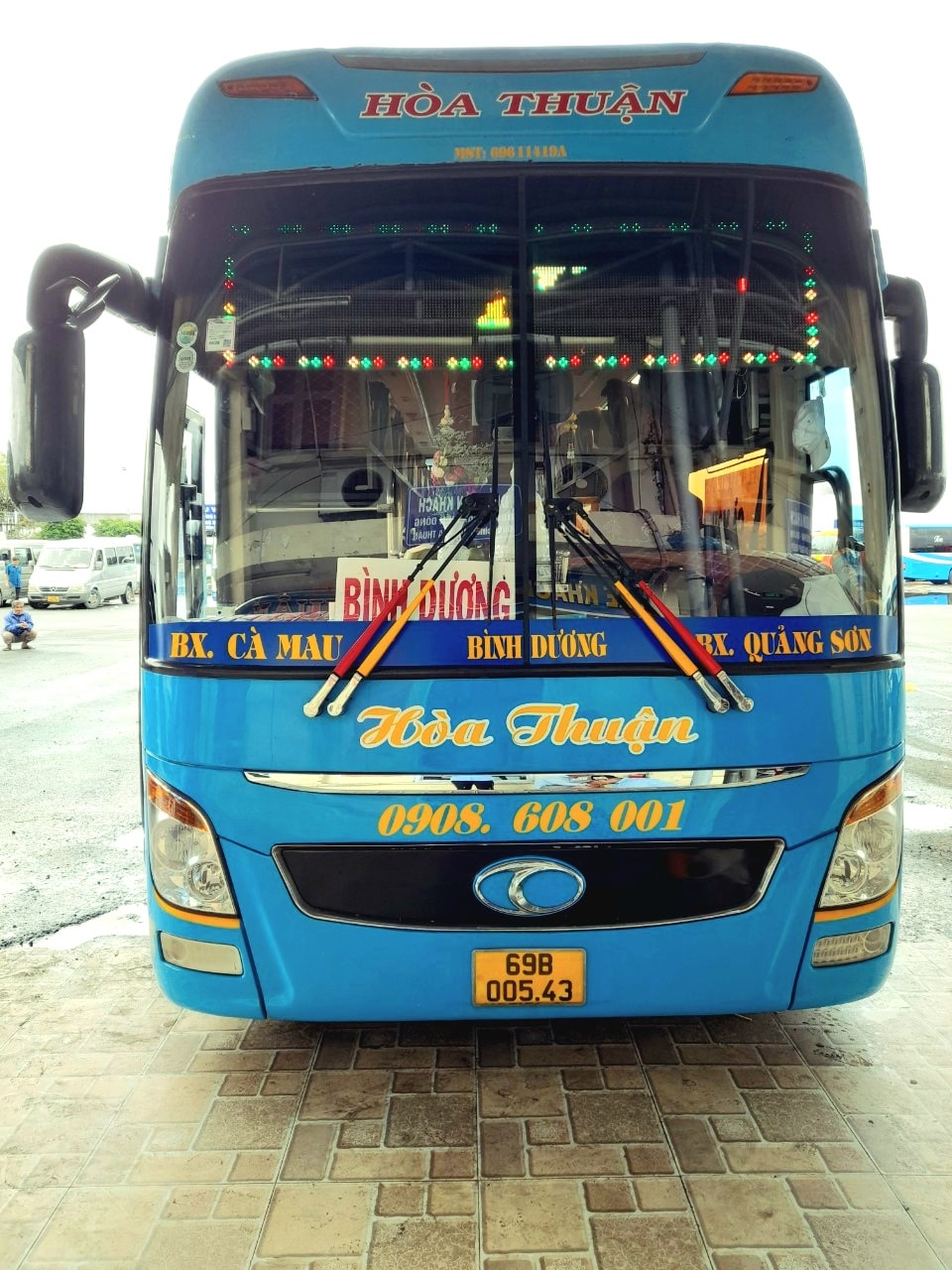 Nhà xe Hòa Thuận